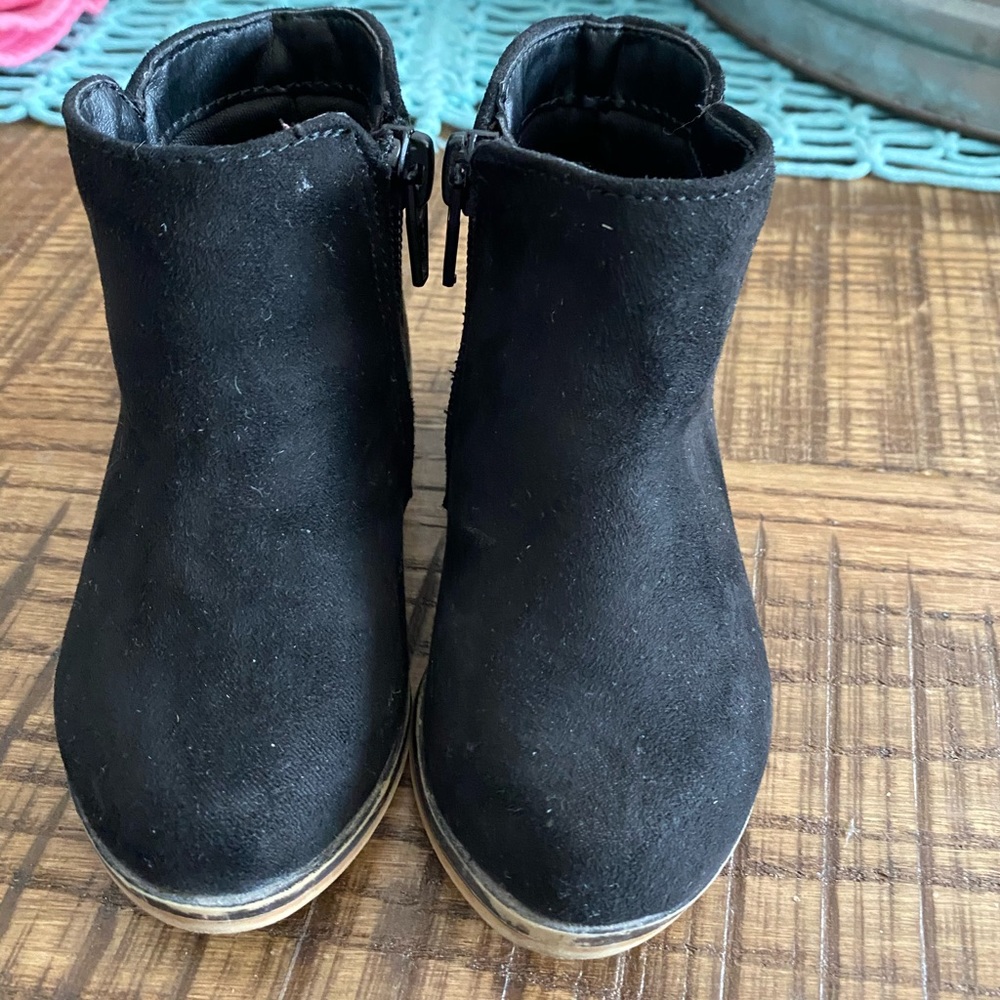 Toddler Black Booties
